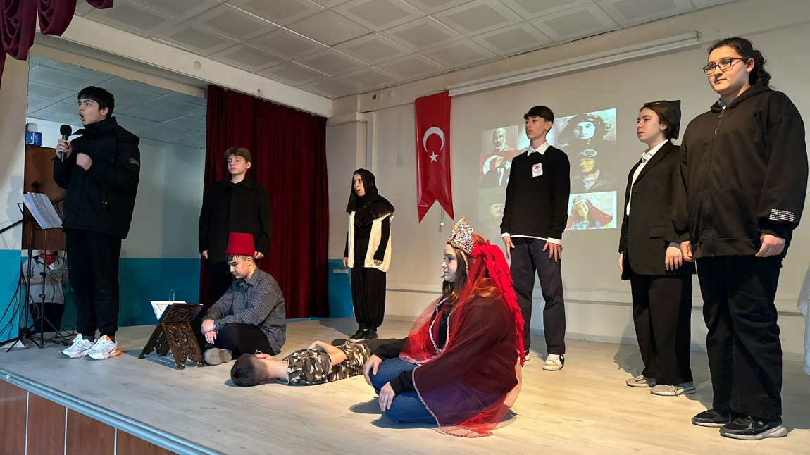 Eğitim Kenti Karabük Projesi Değerlerim Kategorisi Kapsamında Mehmet Akif ERSOY ve İstiklal Marşı Programı