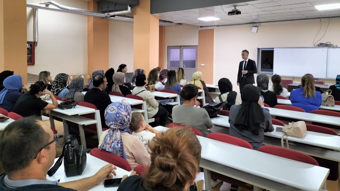 8. SINIF LGS BİLGİLENDİRME TOPLANTISI